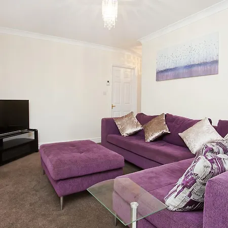 Апартаменты Saint Lawrence Apartments- Close To City Centre With Free Parking Йорк